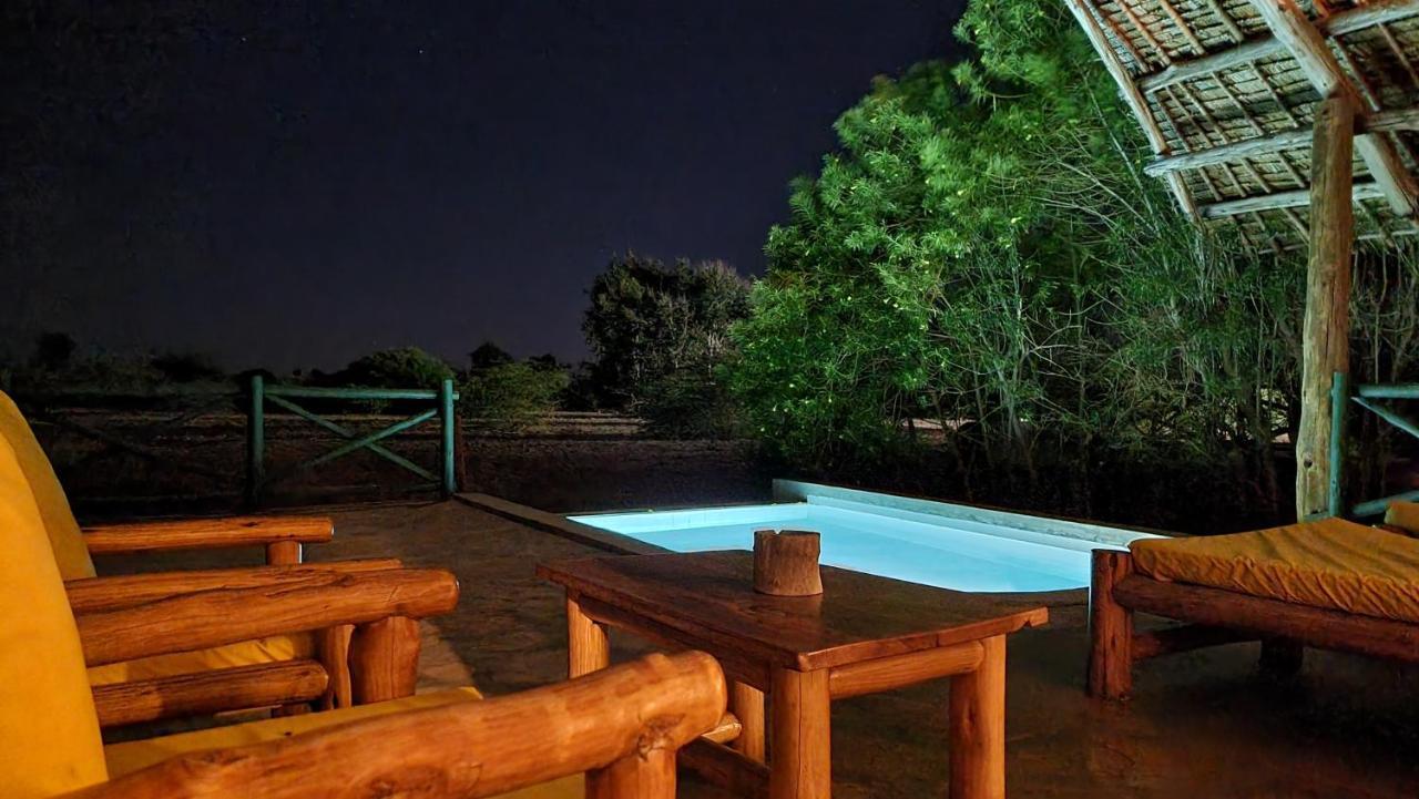 Hotel Manyatta Camp Voi Exteriér fotografie