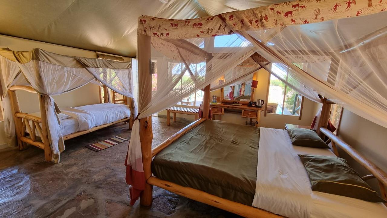 Hotel Manyatta Camp Voi Exteriér fotografie