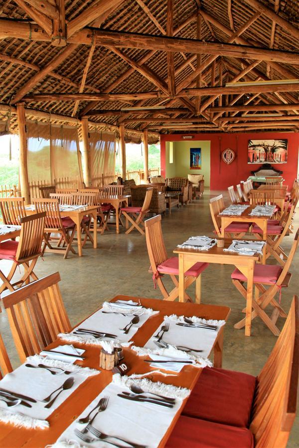 Hotel Manyatta Camp Voi Exteriér fotografie