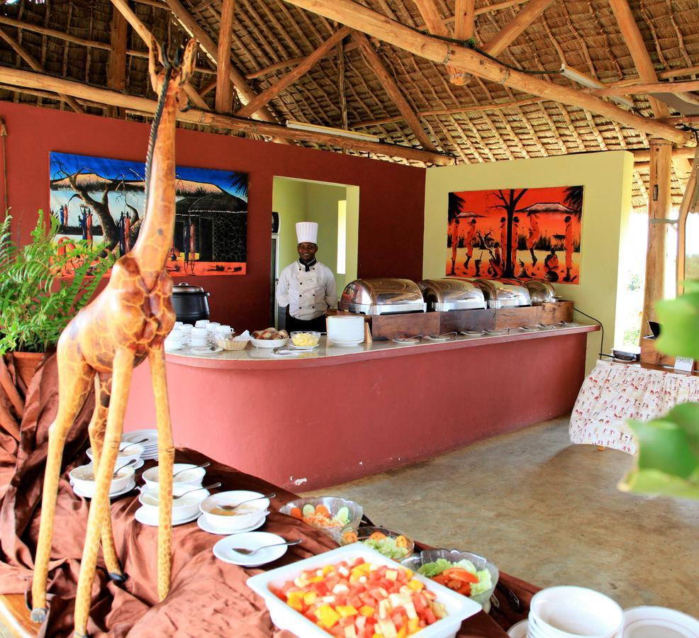 Hotel Manyatta Camp Voi Exteriér fotografie
