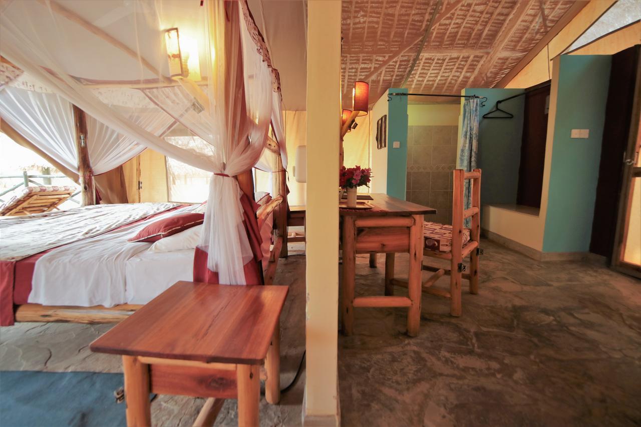 Hotel Manyatta Camp Voi Exteriér fotografie